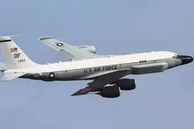 三大海域密集演练之际，美导弹观测机抵近山东，嗅觉倒很灵敏图片