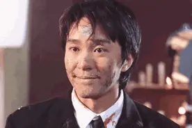 父爱的缺失，朋友的冷漠，周星驰的十年龙套路图片