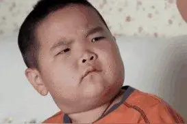 《乡村爱情》谢腾飞长大了！身材敦实表情逗，对爷爷谢广坤改叫爹图片