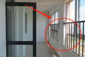 新房窗户栏杆到底要不要拆？我家当初没听师傅劝，吃了大亏图片