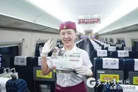 安六高铁开通了！带上多彩贵州文旅消费券，去19度的凉都逛吃逛吃图片