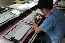 命运多舛，他是家里唯一的顶梁柱图片