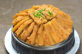 做粉蒸肉，不要直接蒸，老师傅分享2个窍门，酥烂入味不夹生图片