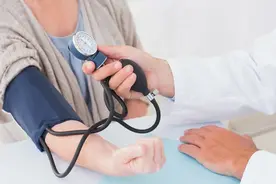 为什么你的血压总是忽高忽低？看看这些原因，中了哪一条？图片