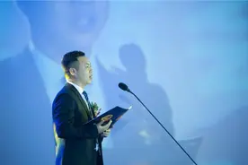 败退成都路桥、入主中迪巨亏，达州帮李勤终迎重组一线生机图片