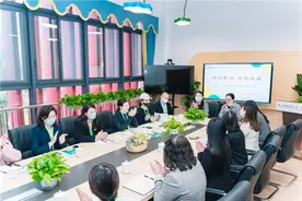 成都高新区世纪城幼儿园召开2021-2022学年度园级家委会图片