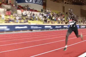 12分35秒36！乌干达选手打破尘封16年的男子5000米世界纪录图片