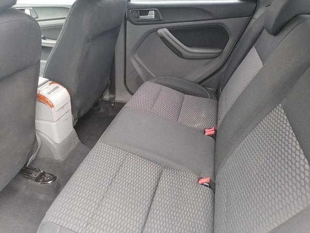 期待已久的经典福克斯两厢版，胖哥已顺利拿下，1.8排量手动挡