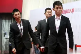 张继科——“藏獒”之称其实早已决定了他的结局图片