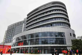 福建医科大学孟超肝胆医院，新门诊大楼落成，新增床位117张图片