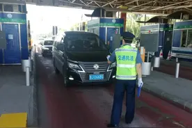高速收费听说又要上涨了？车主表示很无奈，还不如把车给卖了图片