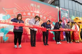 吴昕杜海涛火锅店开业，沈梦辰现身，杜海涛才是真正会做生意的人图片