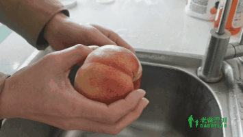 濂藉ソ鐨勬瀛愮敤杩欑帺鎰忓効娲楀畬鐬棿鍙戦粦锛熸澀宸為瓘鑰佺埜锛氬崈涓囧埆琚獥浜? onerror=