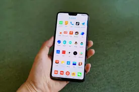 央视曝光！你的聊天内容可能“被窃听”？警惕这些小细节…图片