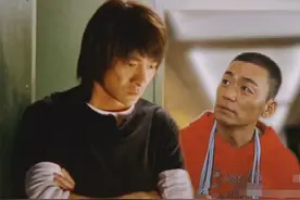 王宝强一件衣服穿17年？称赞刘德华是榜样，被指蹭华哥热度图片