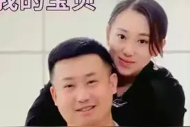 34岁丫蛋二婚丈夫女儿罕同框，和婆婆感情好，网友：兔子吃窝边草图片