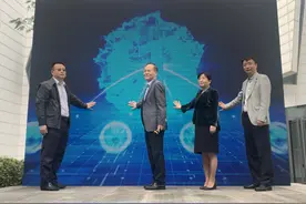 武汉“大学之声”全媒体综合性服务平台启动图片