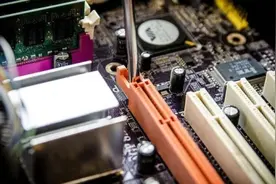 你知道你的PC里面含有多少黄金吗？图片