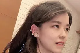 绝地一姐深夜晒自拍，网友看到照片后大饱眼福，直言无法安然入睡图片