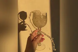 当有人喝醉的时候，学习如何做，可以确保他们的安全图片