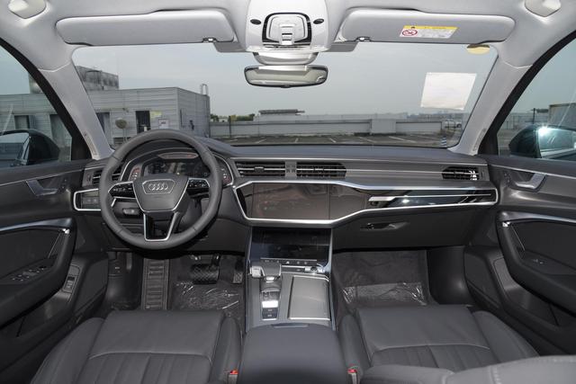 2022款奥迪A6L正式上市，部分车型价格上涨，起售价41.98万