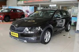 明锐，大掀背车型图片