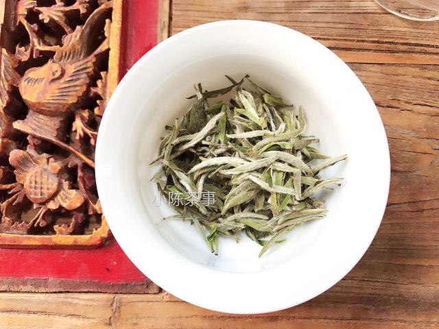 存白茶，白毫银针出现巧克力味是好事吗？