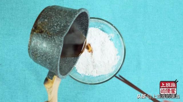 想喝珍珠奶茶不用买，自己在家就能做，超正宗详细的方子，先收藏