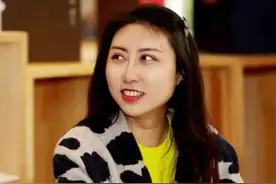 贾浅浅的“屎尿”诗，凭啥被圈内人吹捧？且看文化圈中的那些怪事图片