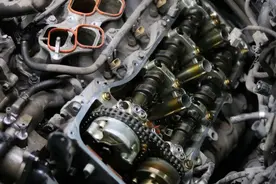 怪兽修车：丰田普拉多LC150整车翻新修复，机械全面升级案例图片