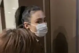 史诗级的打脸！刚直播说自己没吸毒，警方通报就来了，北京警方：牛萌萌吸毒被拘留图片