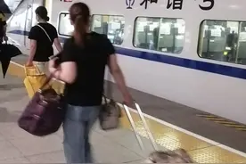 新荣村客运没了，第一次坐高铁返城图片
