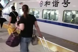 新荣村客运没了，第一次坐高铁返城图片