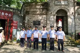 国庆安保好，游人谢鲁乐图片