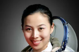 女性航天员选拔有何标准？婚姻和生育状况是否会被考虑？图片