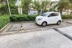 太难了！怼物业、求电网，网友耗时2月给电动爹装了个充电桩图片