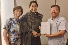 倪萍在和也研修会上讲的故事令人感动——郭谦图片