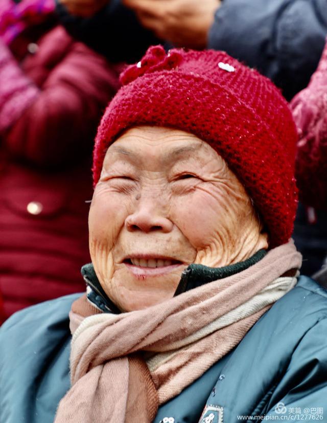 高手在民间，演出自娱自乐，洛阳周王城广场民间曲艺乐园