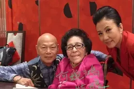 何鸿燊胞姐八姑娘何婉鸿：曾暗中帮助四太壮大赌场势力对抗十姑娘图片