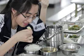 我为啥对学校无好感？因为我小时候经历过这样的事儿图片