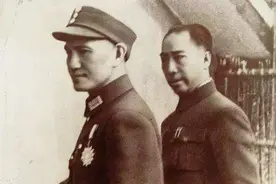 淞沪会战爆发后日本人刺杀蒋介石，宋美龄骨折，戴笠揪出一大汉奸图片