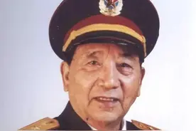 开国将帅（184）中将秦基伟图片
