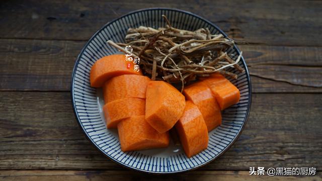 煲花胶可以加胡萝卜 煲花胶可以加胡萝卜一起炖吗