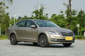 明锐显示灯光异常怎么解决？图片