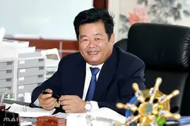曹德旺用一招制服骗子，骗子甘愿忠心跟随一辈子图片