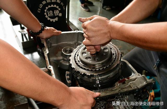 别克GL8变速箱故障维修，拆开后坏的太多了