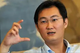 许家印为啥没人帮？当年万达王健林有麻烦，马化腾等人帮了340亿图片