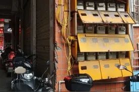 网友投诉邻居在燃气管道下给电瓶车充电 广安区北辰街道办回应图片