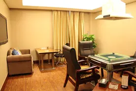 创业新风向丨市场涌现出24小时营业自助棋牌室图片