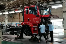 第五届“让世界倾听陕西声音”首访走进陕汽集团图片